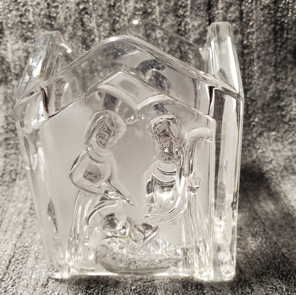 Mikasa Holy Lights Nativity Glass Votive/Tealight Holder in Box - Picture 3 of 8